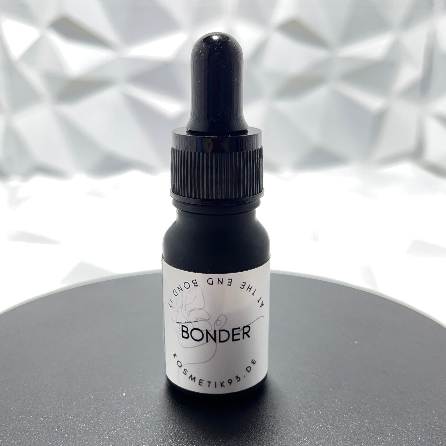 Lash Bonder