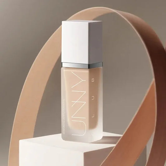 UNNY CLUB – Moisturizing Lasting Foundation (DRY SKIN)